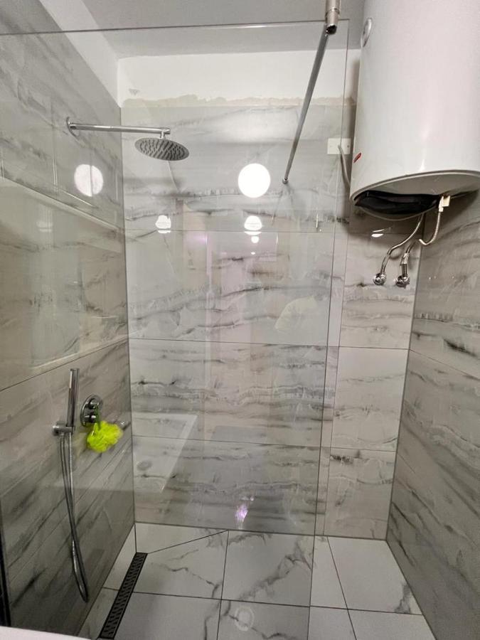 H&G Seaview Apartments Durres Bagian luar foto