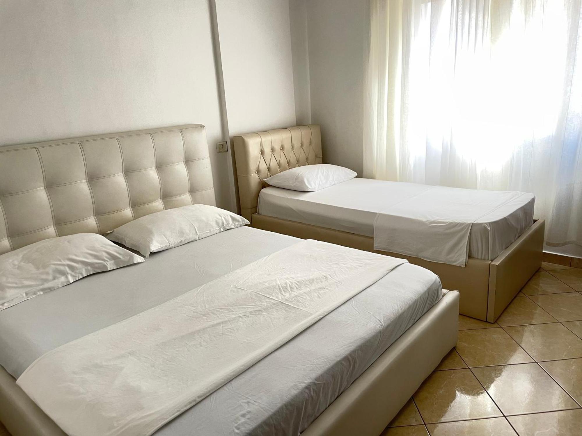 H&G Seaview Apartments Durres Bagian luar foto