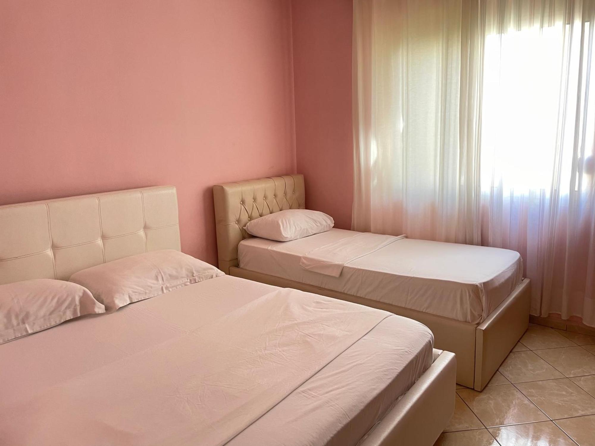 H&G Seaview Apartments Durres Bagian luar foto