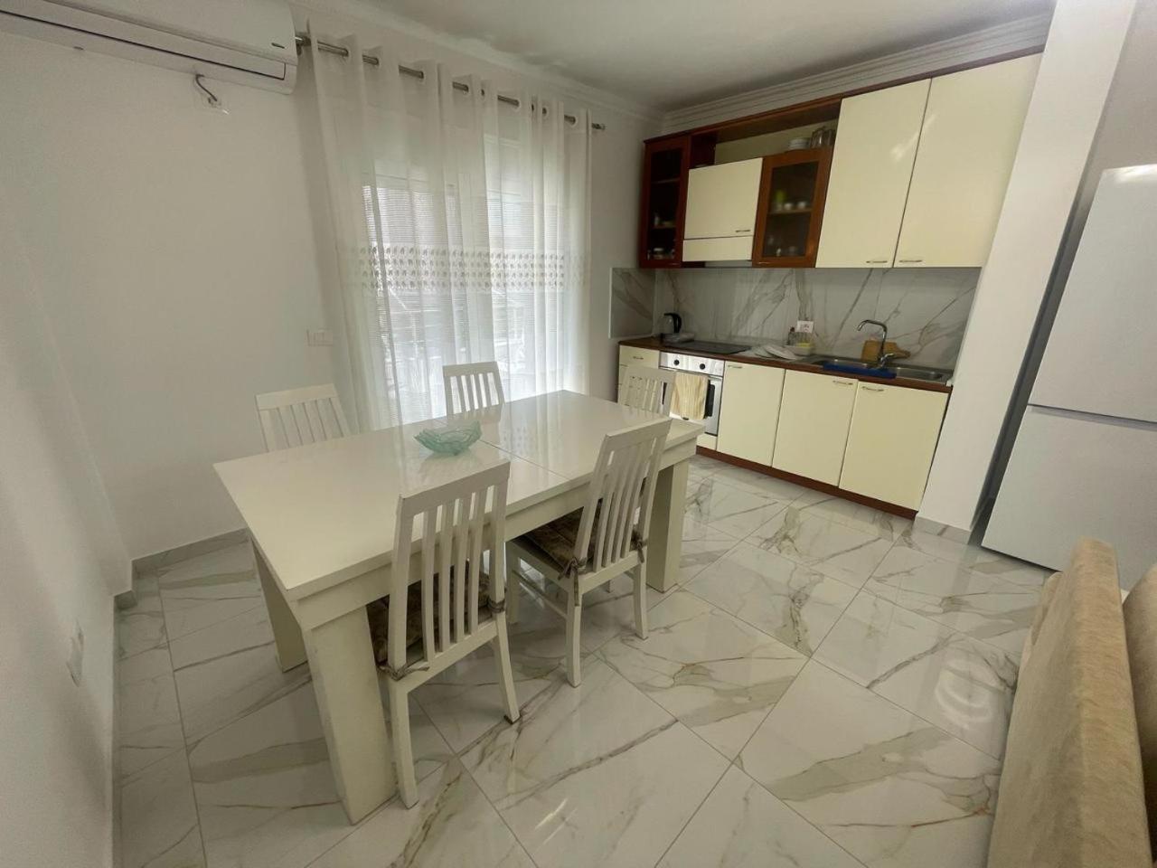 H&G Seaview Apartments Durres Bagian luar foto